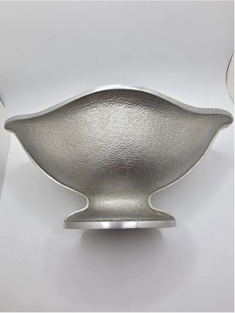 VTG Hammered Cast Aluminum Gravy Boat Pedestal Sauce Server Mid Century Modern